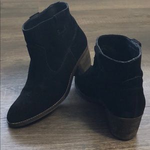 Dolce Vita Booties Size 8